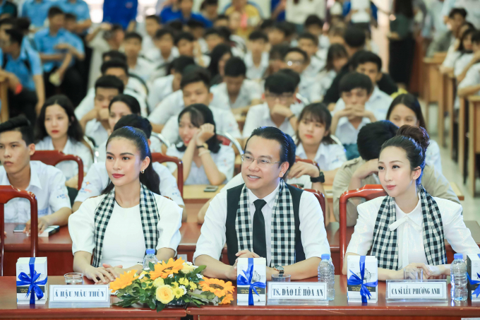 Lều Phương Anh: 10 năm l&agrave;m đủ nghề tay ch&acirc;n kiếm tiền chữa thương tr&ecirc;n đất Nhật