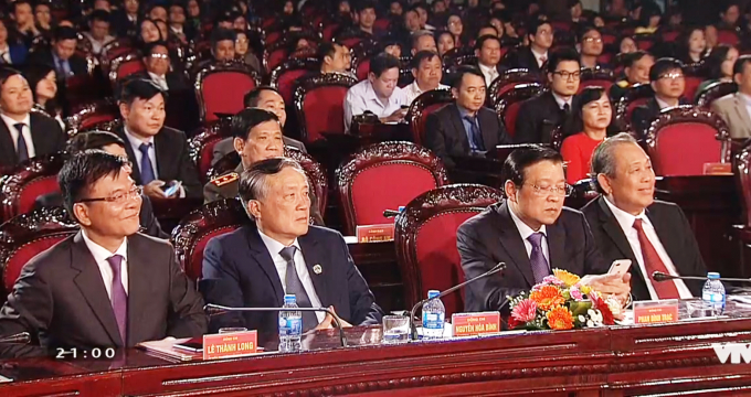 C&aacute;c đại biểu tham dự chương tr&igrave;nh.