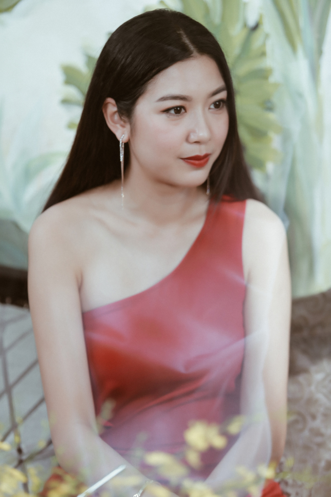 Hoa hậu H&rsquo;hen Ni&ecirc; khoe giọng h&aacute;t khi song ca c&ugrave;ng VJ Dustin