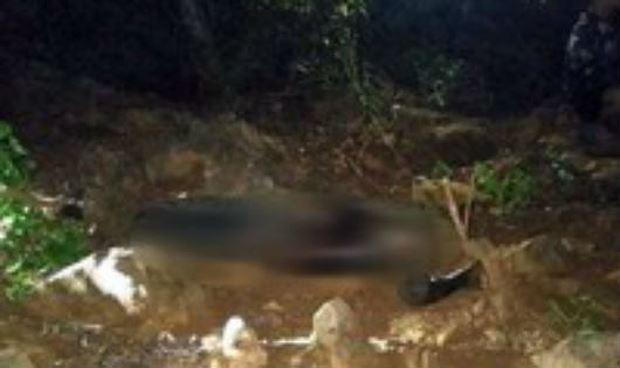 Hiện trường ph&aacute;t hiện thi thể nạn nh&acirc;n.