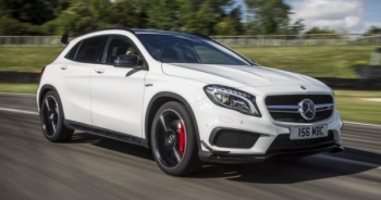 Chi tiết, tiếng máy và tiếng pô của Mercedes GLA45 AMG
