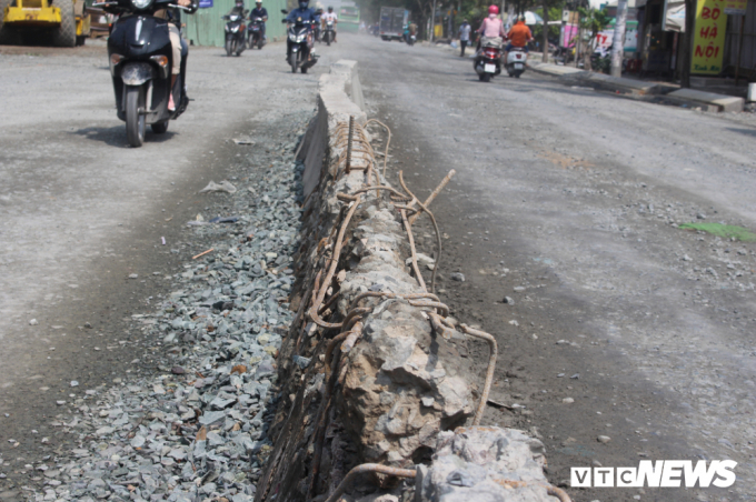 Do đang trong qu&aacute; tr&igrave;nh sửa chữa, &ldquo;bẫy tử thần&rdquo; lại c&agrave;ng nhiều hơn.&nbsp;