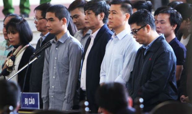 2 '&ocirc;ng tr&ugrave;m' đường d&acirc;y đ&aacute;nh bạc ngh&igrave;n tỷ 'rửa tiền' thế n&agrave;o?