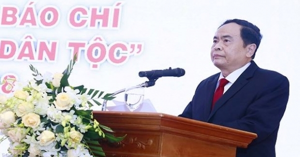 Báo chí góp phần bồi dưỡng tinh thần yêu nước, lòng tự hào dân tộc