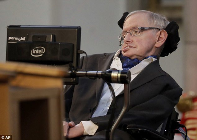 Nh&agrave; vật l&yacute; thi&ecirc;n t&agrave;i&nbsp;Stephen Hawking cảnh b&aacute;o về việc li&ecirc;n lạc với người ngo&agrave;i h&agrave;nh t&igrave;nh.