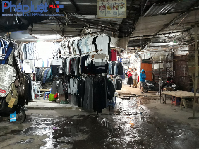 H&agrave; Nội chấm dứt hoạt động Dự &aacute;n chợ Ng&atilde; Tư Sở