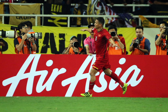 Anh Đức từng lập c&uacute; đ&uacute;p v&agrave;o lưới Myanmar trong chiến thắng 7-1 của đội tuyển Việt Nam, ở AFF Cup 2010 (ảnh: Gia Hưng)