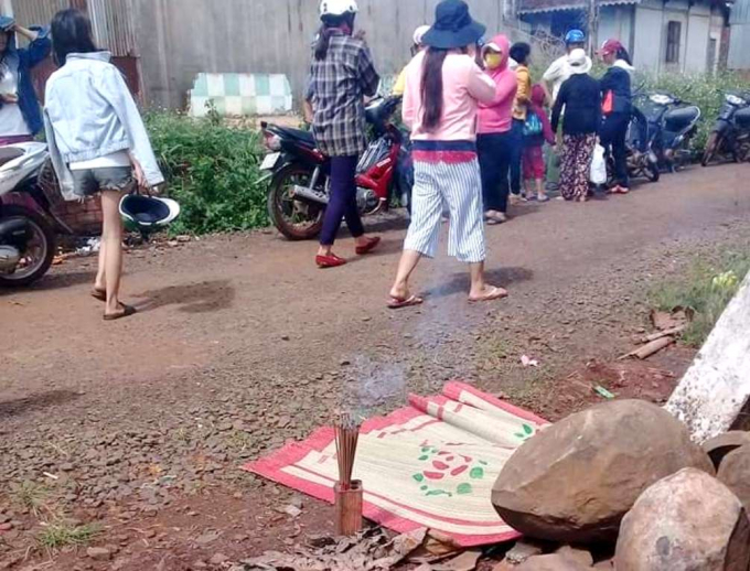 Hiện trường nơi ph&aacute;t hiện thi thể người đ&agrave;n &ocirc;ng tử vong.