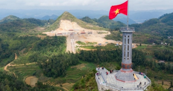 Tỉnh Hà Giang lên tiếng về dự án khu du lịch sinh thái tâm linh Lũng Cú