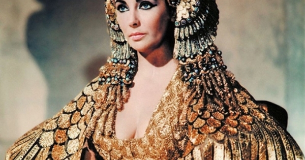 Truyền kỳ về 7 người phụ nữ đẹp nhất lịch sử thế giới