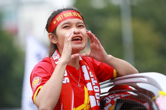 Những tiếng hò reo