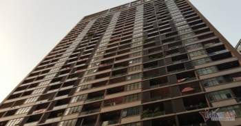 Bé gái 13 tuổi nhảy từ tầng 8 chung cư xuống đất do bị mẹ kiểm tra điện thoại