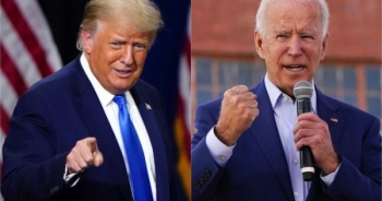 Ông Trump thu hẹp khoảng cách với Biden tại các bang chiến địa