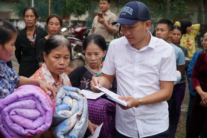 17 - Chua Linh Son cuu tro