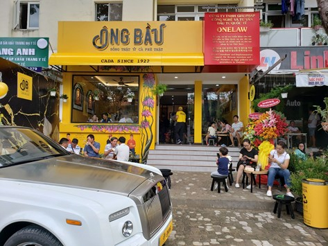 Điểm cafe Ông bầu nằm ngay khu Mỹ An - Phú Mỹ Hưng - Quận 7