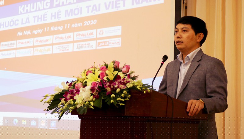   Phó Tổng biên tập Báo Pháp luật Việt Nam, ông Trần Đức Vinh chia sẻ tại buổi tọa đàm.