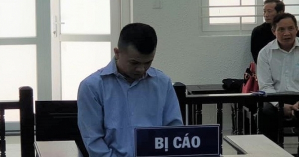 Lập kế hoạch để chiếm đoạt tài sản của cán bộ công an