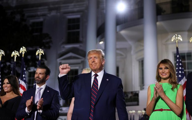 Tổng thống Mỹ Donald Trump và các thành viên trong gia đình (Ảnh: Reuters)