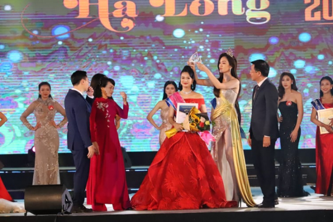 Trần Thị Mai đã trở thành chủ nhân của chiếc vương miện Người đẹp Hạ Long