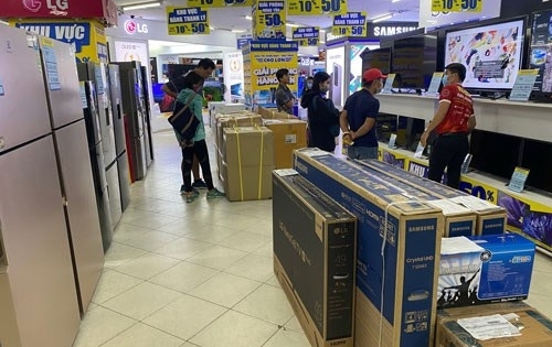 Giảm giá kịch sàn, điện máy vẫn ế