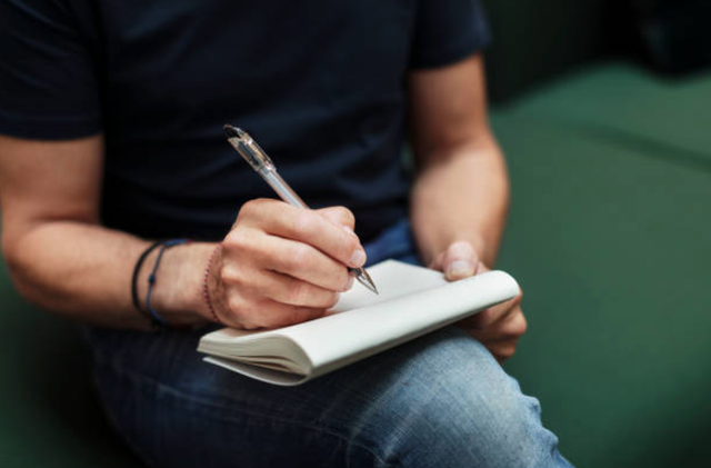 "Chúng ta rồi sẽ hạnh phúc, chỉ là không cùng với nhau"