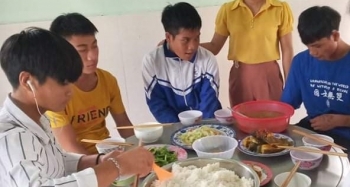 Cô giáo vùng cao: ‘Cái khó còn nhiều gấp đôi’