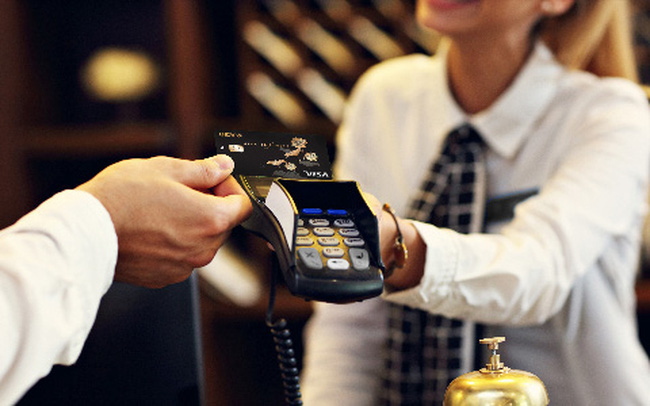 photo1605866256113-1605866256397225172901