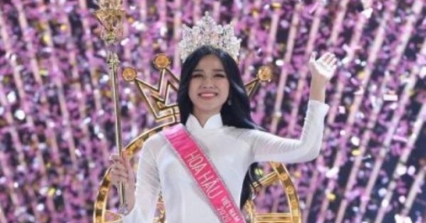 Hoa hậu văng tục - 