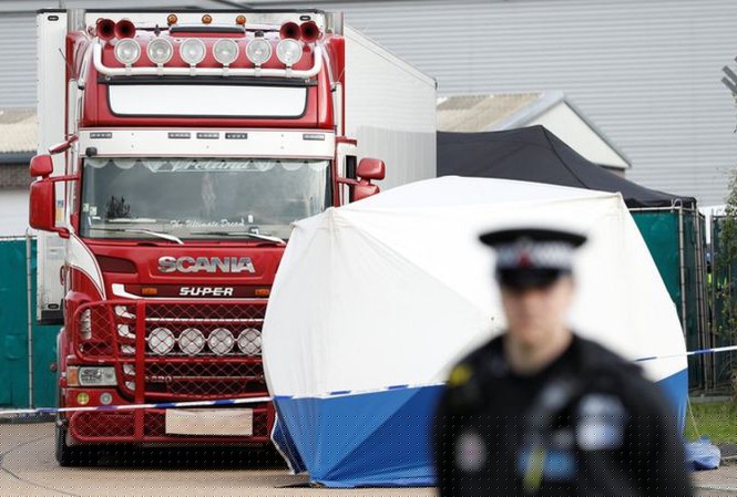 Chiếc xe container chở 39 người Việt Nam xấu số trong vụ án xảy ra cách đây hơn 1 năm. Ảnh: Reuters.