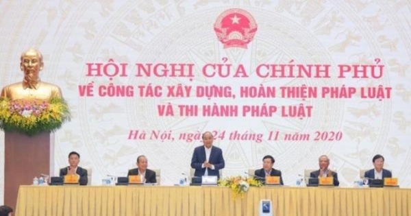 Thể chế, thể chế và thể chế