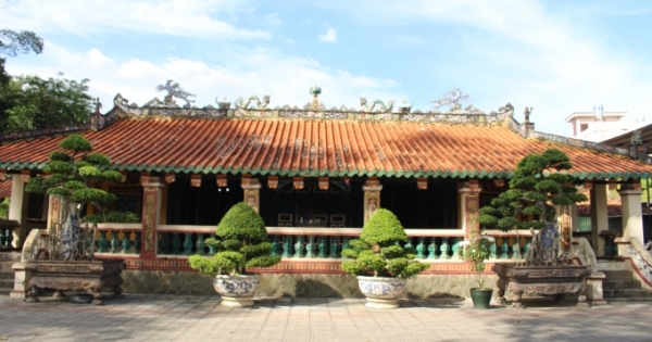 Khám phá kiến trúc độc đáo của cổ tự Hội Khánh – Bình Dương