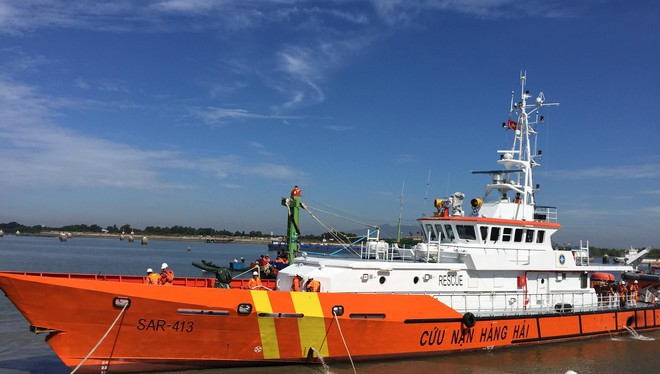 Tàu SAR 413 luôn sẵn sàng làm nhiệm vụ