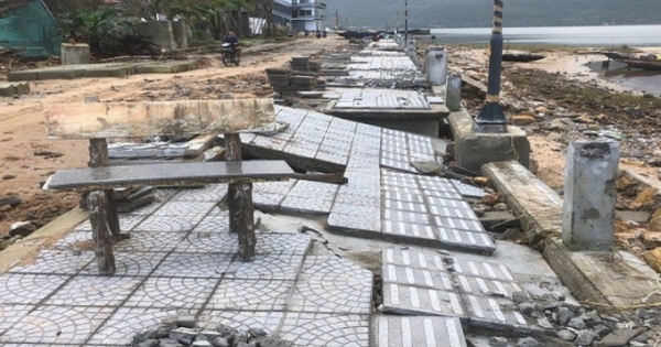 Thừa Thiên Huế: Dự án đường hơn 170 tỷ đồng tan nát sau mưa bão