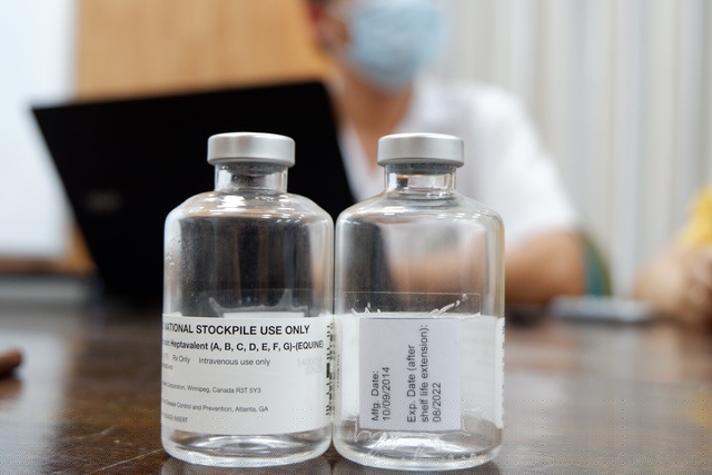 Thuốc Botulism antitoxin heptavalent được đưa về từ Trung tâm Chống độc Thái Lan, có hạn sử dụng 8 năm