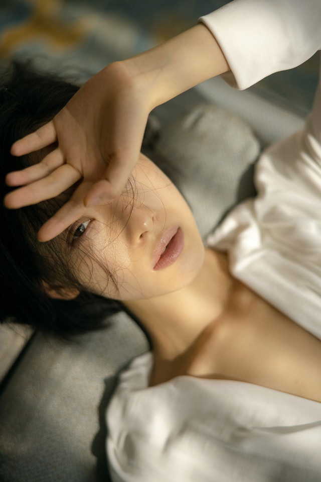 Ngày 27/11, Nghê Ni tung loạt ảnh mới và lập tức nhận được