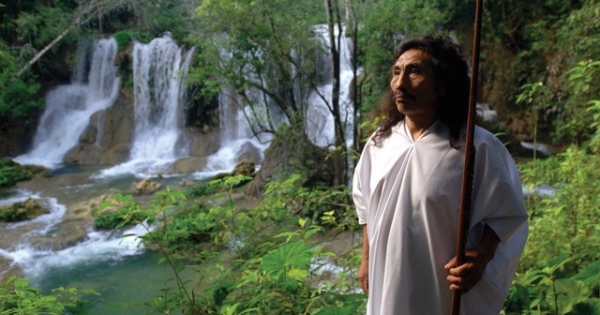 Kỳ lạ bộ tộc trong rừng sâu - nơi một người đàn ông có thể lấy tới 4 vợ