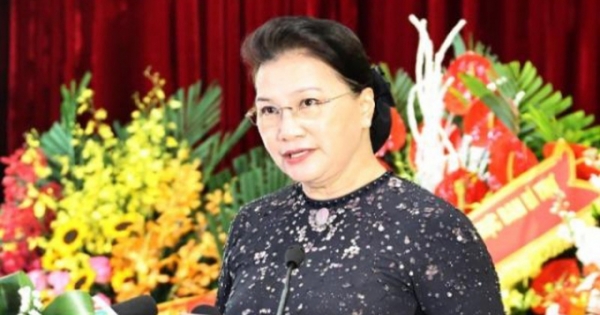 Chủ tịch Quốc hội: Phong trào thi đua của ngành ngân hàng có sức lan toả lớn!