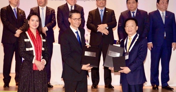 Standard Chartered cam kết tài trợ 6 tỷ USD cho các dự án xanh của T&T Group