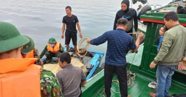 Hai tàu va chạm trên vịnh Hạ Long khiến 2 vợ chồng ngư dân tử vong