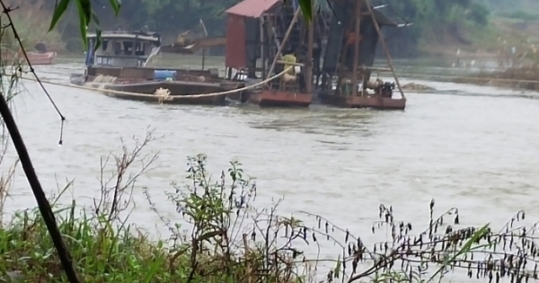 Cần tăng cường kiểm tra việc khai thác khoáng sản ở huyện Thanh Sơn