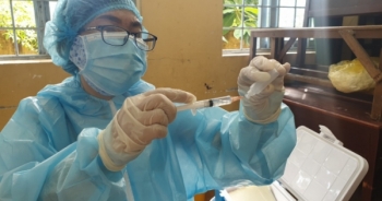 Cần Thơ tổ chức tiêm vắc xin phòng Covid-19 cho trẻ từ 12-17 tuổi