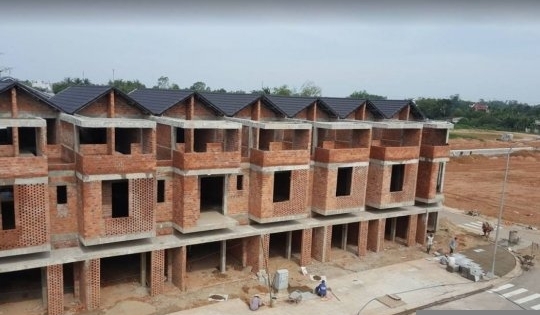 Liên tục xin gia hạn tiến độ, Dự án Khu liên hợp bến xe Quảng Ngãi còn 0,23 ha chưa GPMB xong