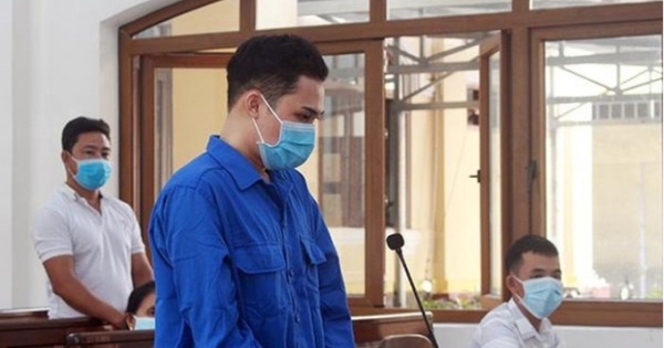 Vác dao đi chém người trong cơn say, bị cáo lãnh 20 năm tù