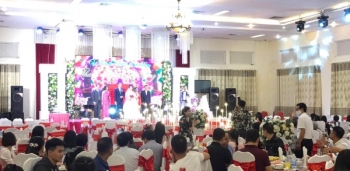 Cưới mùa dịch: Chưa ăn, bụng đã “lo”