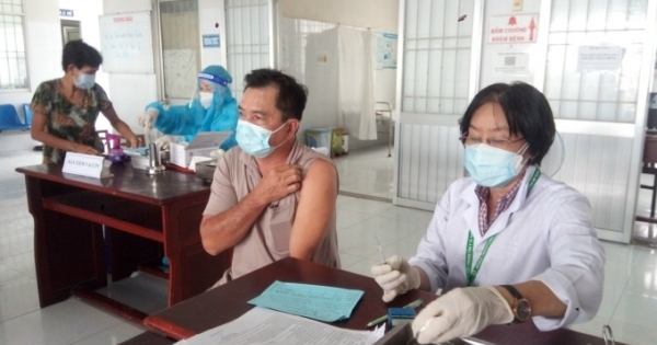 Hậu Giang thí điểm cách ly y tế F1 và quản lý, chăm sóc F0 tại nhà