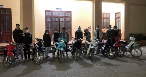 Lạng Sơn: Bắt nhóm “quái xế” đua xe, cổ vũ đua xe gây náo loạn phố