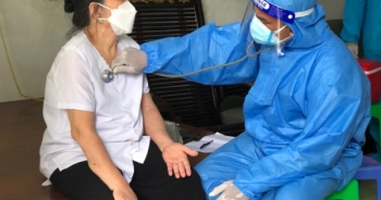 Bạc Liêu tổ chức tiêm vắc xin tận nhà cho người không có điều kiện đến điểm tiêm