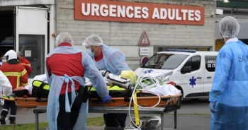 Pháp báo động ca Covid-19 tăng "nhanh như chớp"