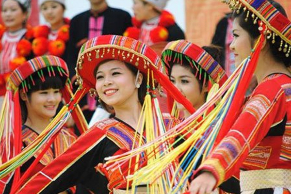 bao-ton-ban-sac-van-hoa-trong-xay-dung-nong-thon-moi