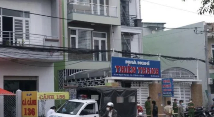 32A83D97-FBEE-4EBD-9B39-9E7228225940.